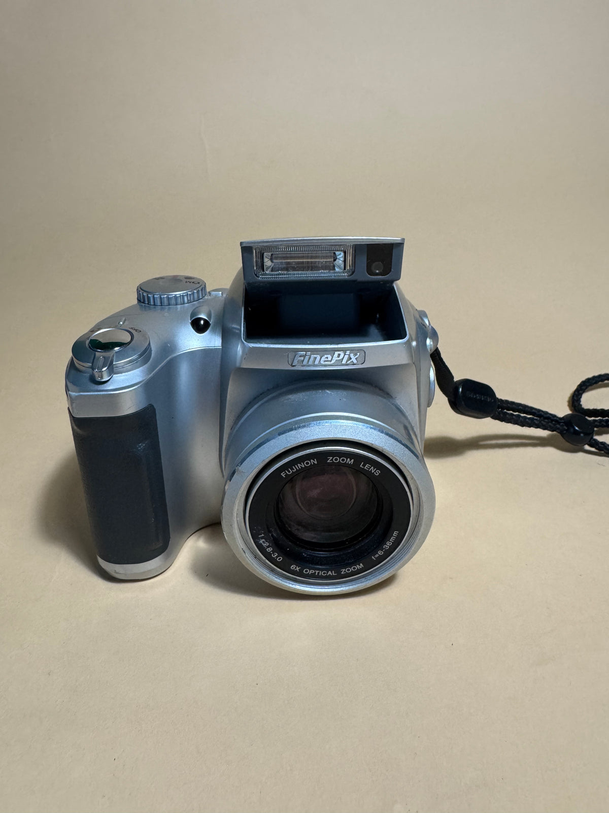 Fujifilm FinePix S3100 Digital Camera (Silver)