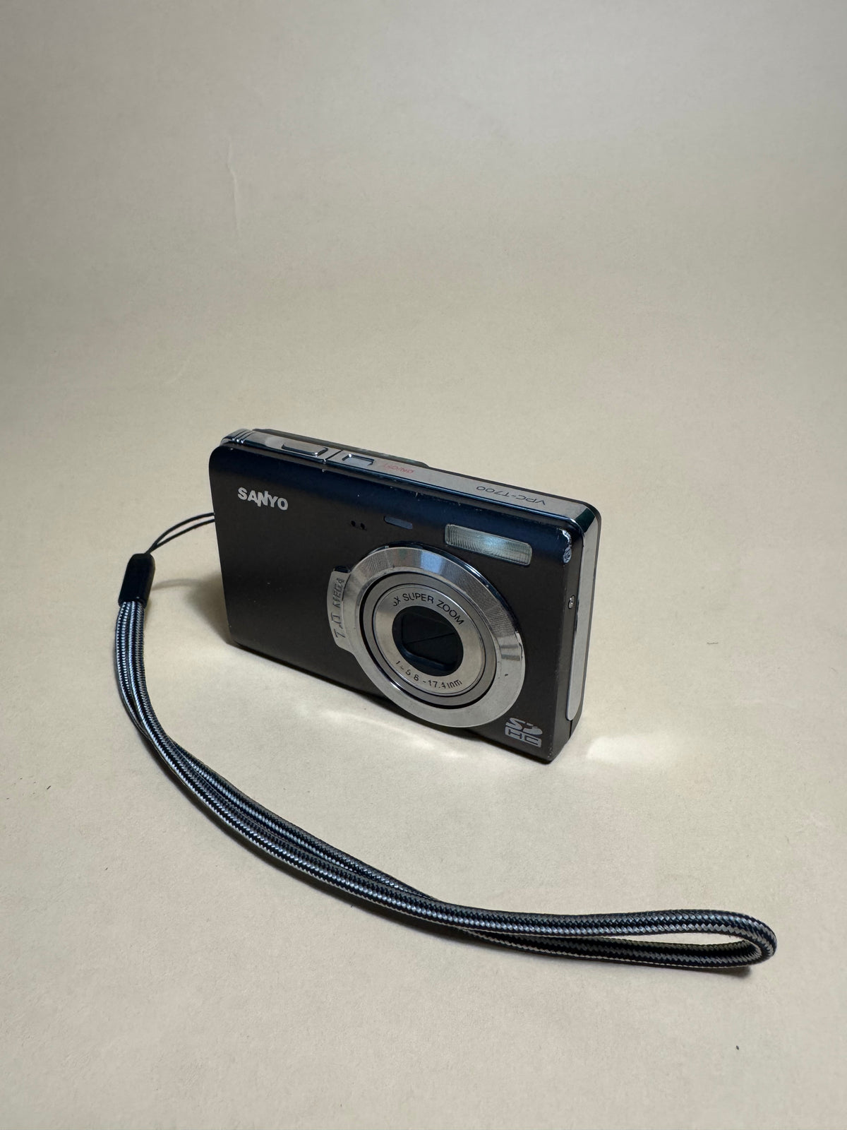 Sanyo VPC-T700T Digital Camera