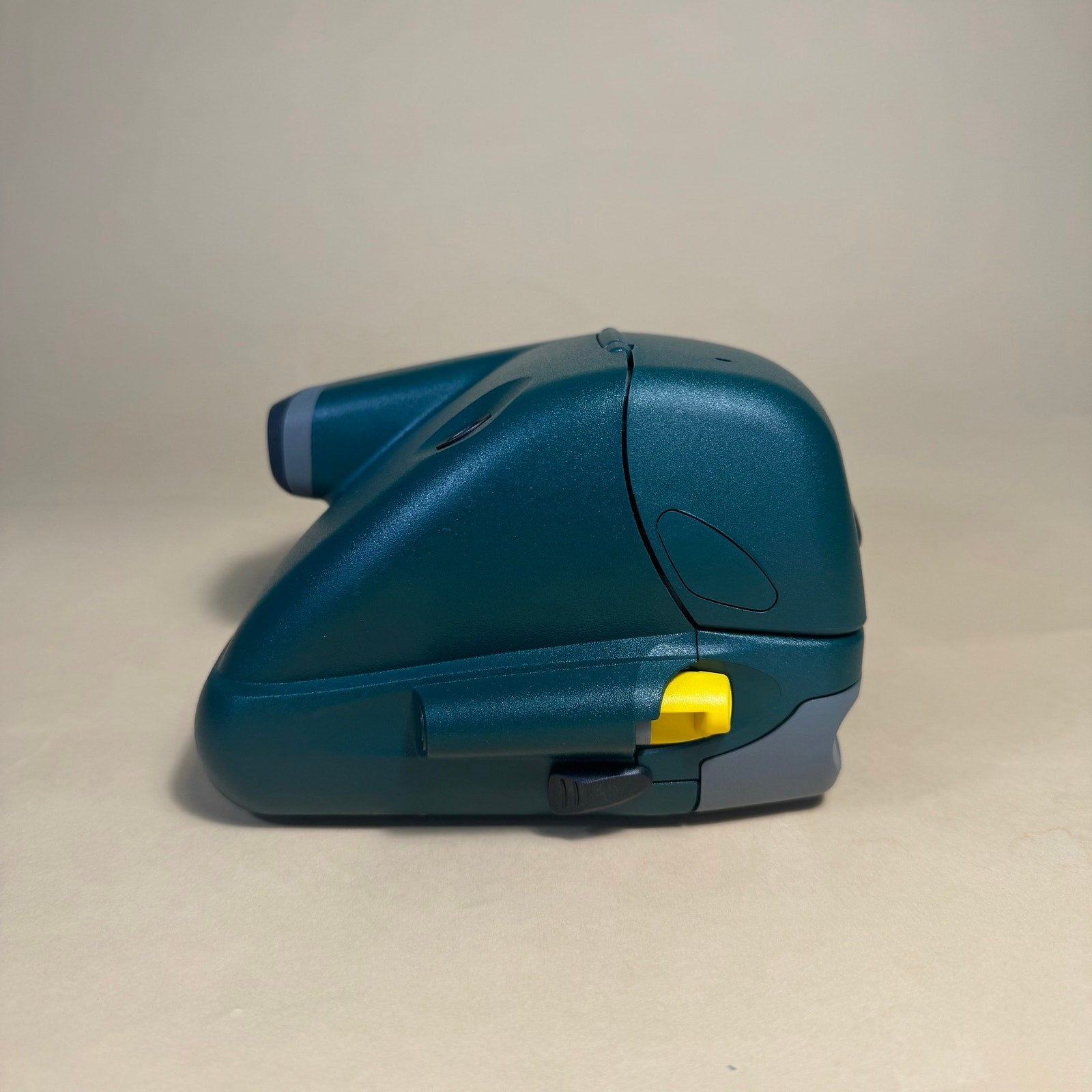 Polaroid One-Step Express Camera FREE 600 Film Included - (Green)