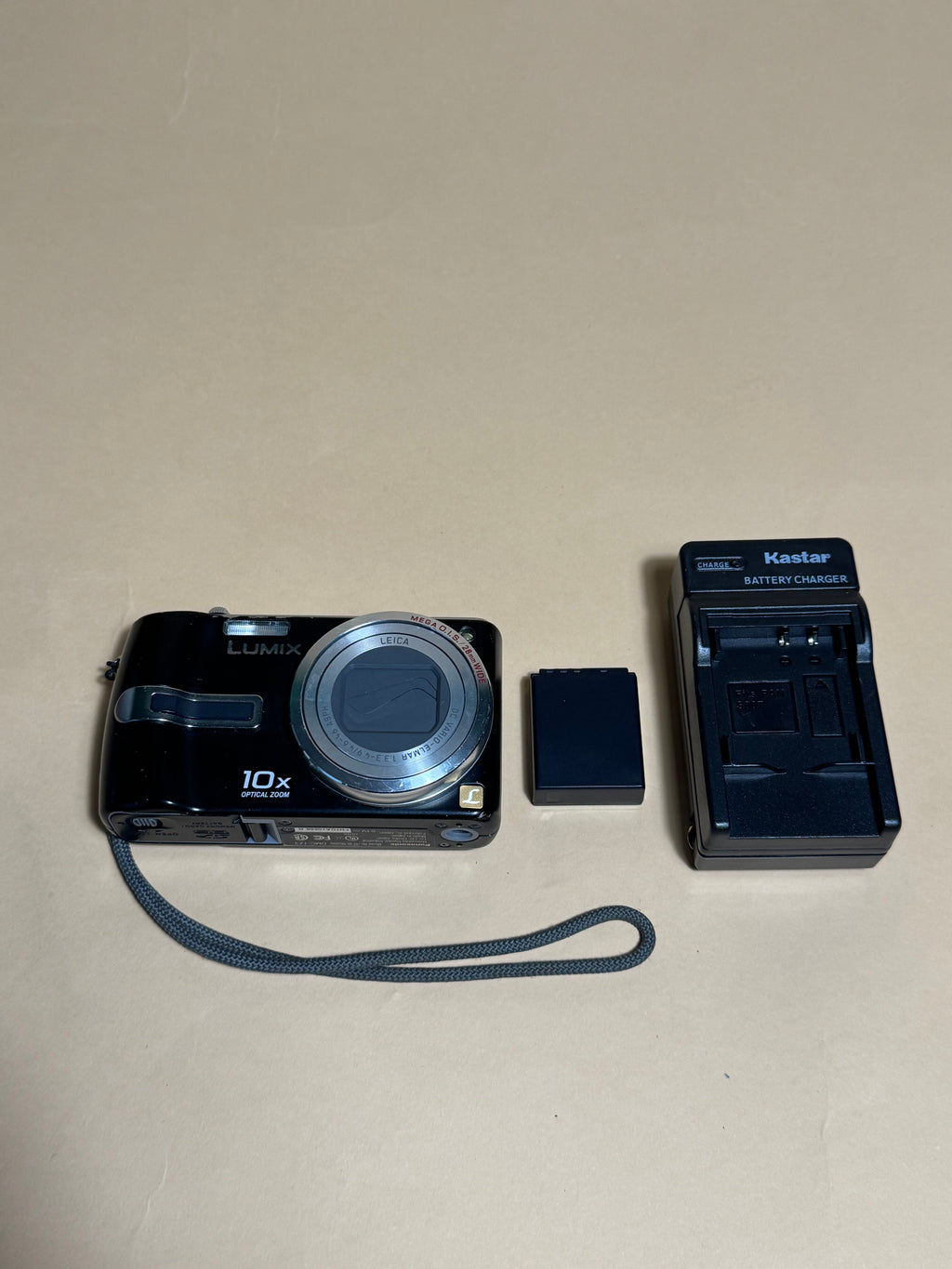 Panasonic Lumix DMC-TZ3 10x Zoom Digital Camera (Black)