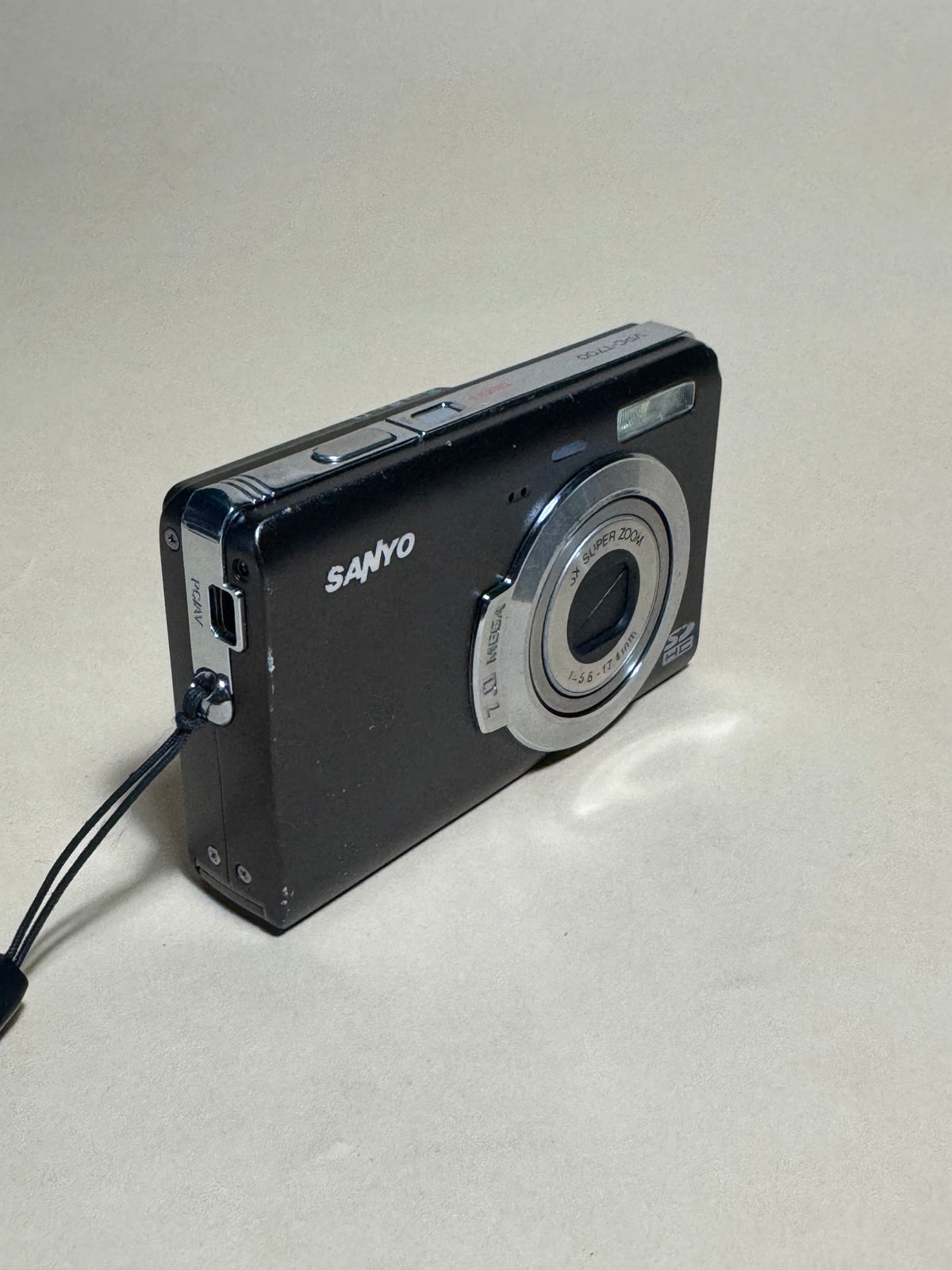 Sanyo VPC-T700T Digital Camera