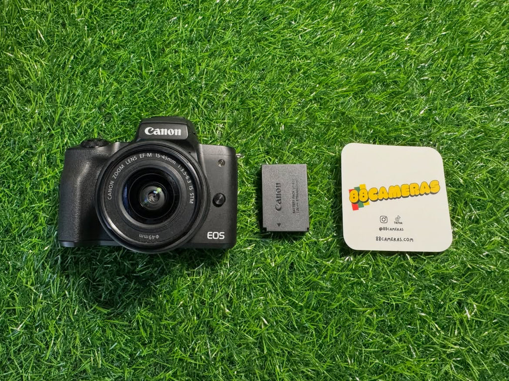 Canon EOS M50 with 15-45mm Lens