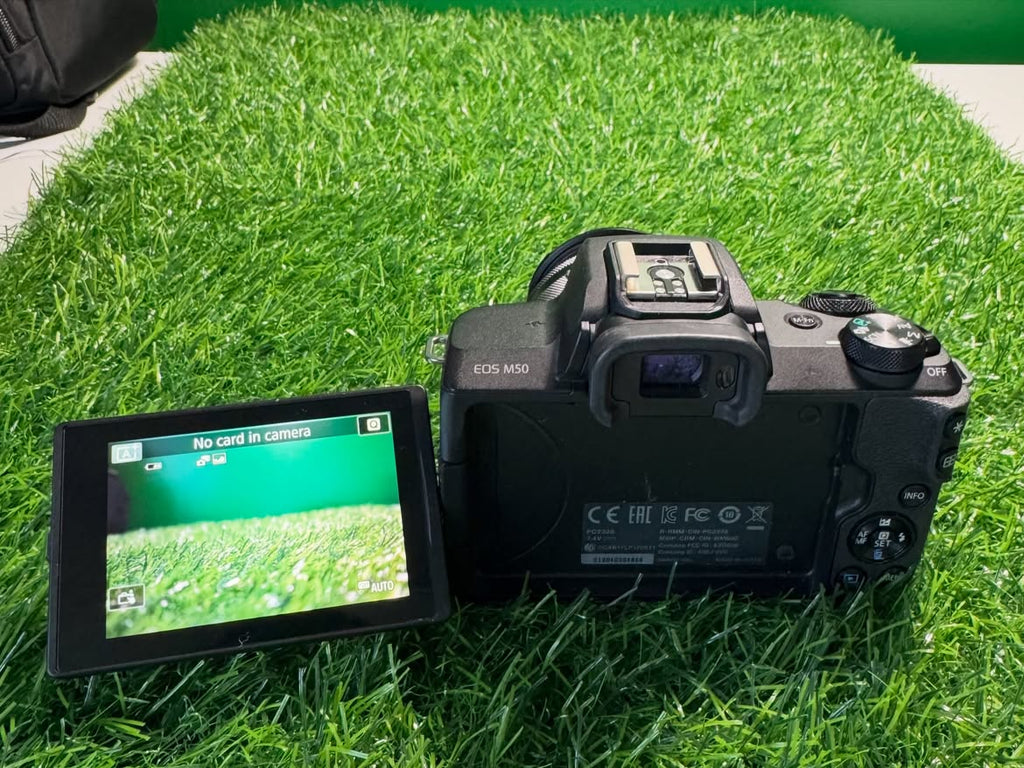Canon EOS M50 with 15-45mm Lens