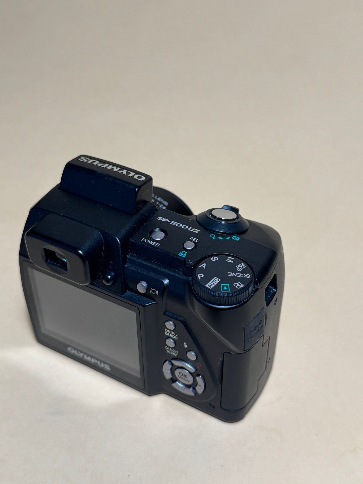 Olympus SP-500UZ 6MP Digital Camera (Black)